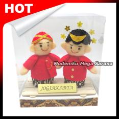 Boneka Pakaian Adat Jogja Yogyakarta