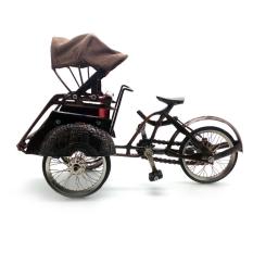 Central Kerajinan Miniatur Becak Jawa / Becak Jogja / Becak Surabaya - Cokelat