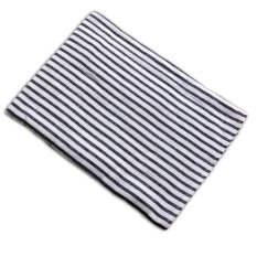 Fio Online - Selimut Motif Salur Ukuran 120 x 180 Cm