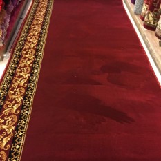 karpet masjid polos per roll warna merah TEBRIZ