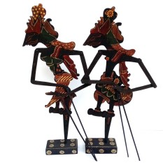 Khas Jogja Miniatur Wayang Kayu Batik Rama Shinta - Ukuran L 45x17x0.8 cm
