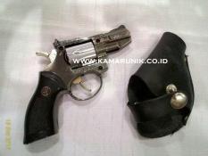 KOREK API PISTOL REVOLVER MINI DENGAN SARUNG / MANCIS - PEMANTIK