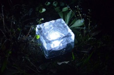 Lampu tanam Paving Block 1 LED PUTIH white solar power Lampu bata conblok tenaga surya matahari cocok untuk taman garasi parkiran kebun halaman pekarangan Kost mewah Villa Vila Townhouse Rumah Ruko Rukan Kantor Loby Hotel Sekolah Kampus SPBU 24 jam