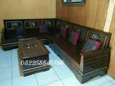 Meja Dengan Kursi Sudut Untuk Ruang Tamu Ukir Kayu Jati Jepara