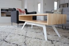 Prissilia Meja Minimalis Cameo Pine Coffee Table