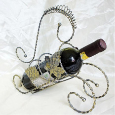 Retro Besi Pemegang Botol Anggur Wine Shelf Fashion Logam Dapur Bar Rak Anggur Rumah Dekorasi Aksesoris 29 × 9.5 × 26 Cm-Intl