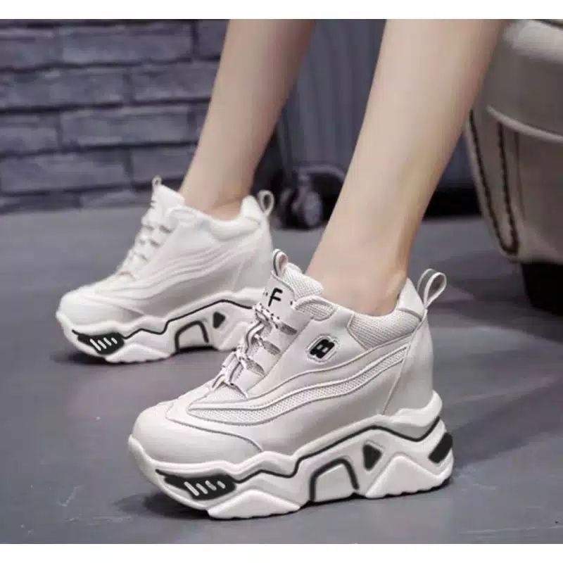 high ankle sneakers