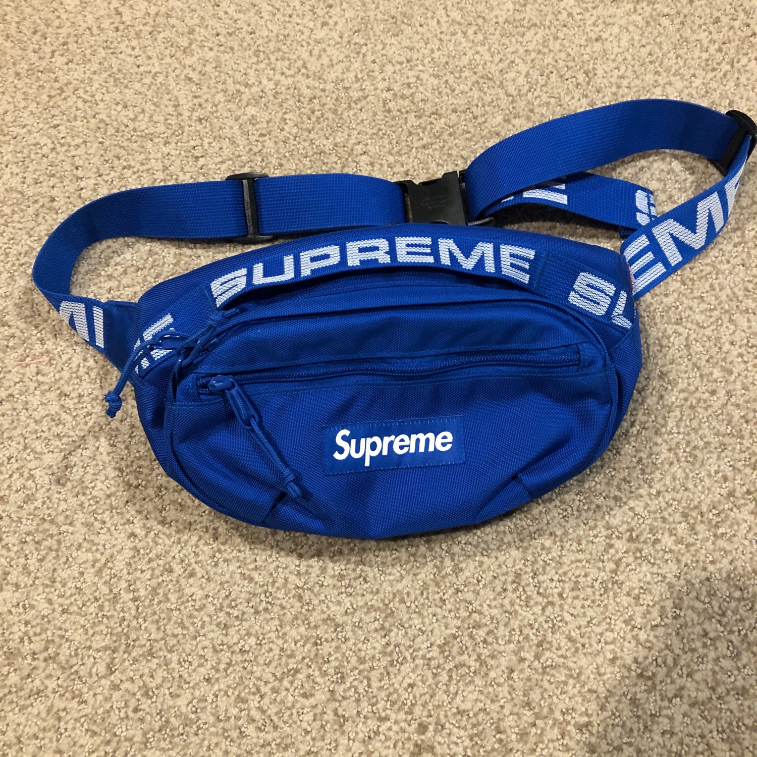 tas sling bag supreme