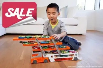 hot wheels hw mega hauler