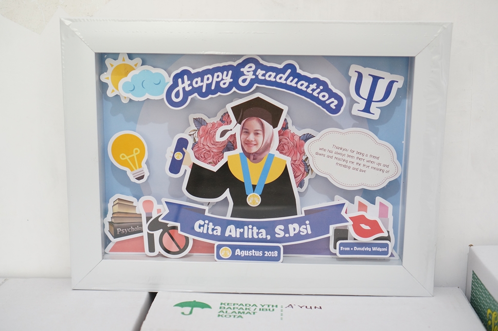 Kado Wisuda Scrapframe Foto 3D A4 Graduation Sarjana Psikologi | Lazada