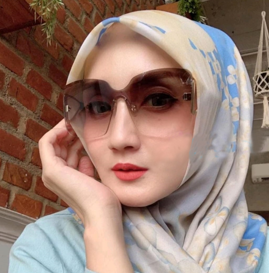 Yosh talabalar pornosini onlayn tomosha qiling