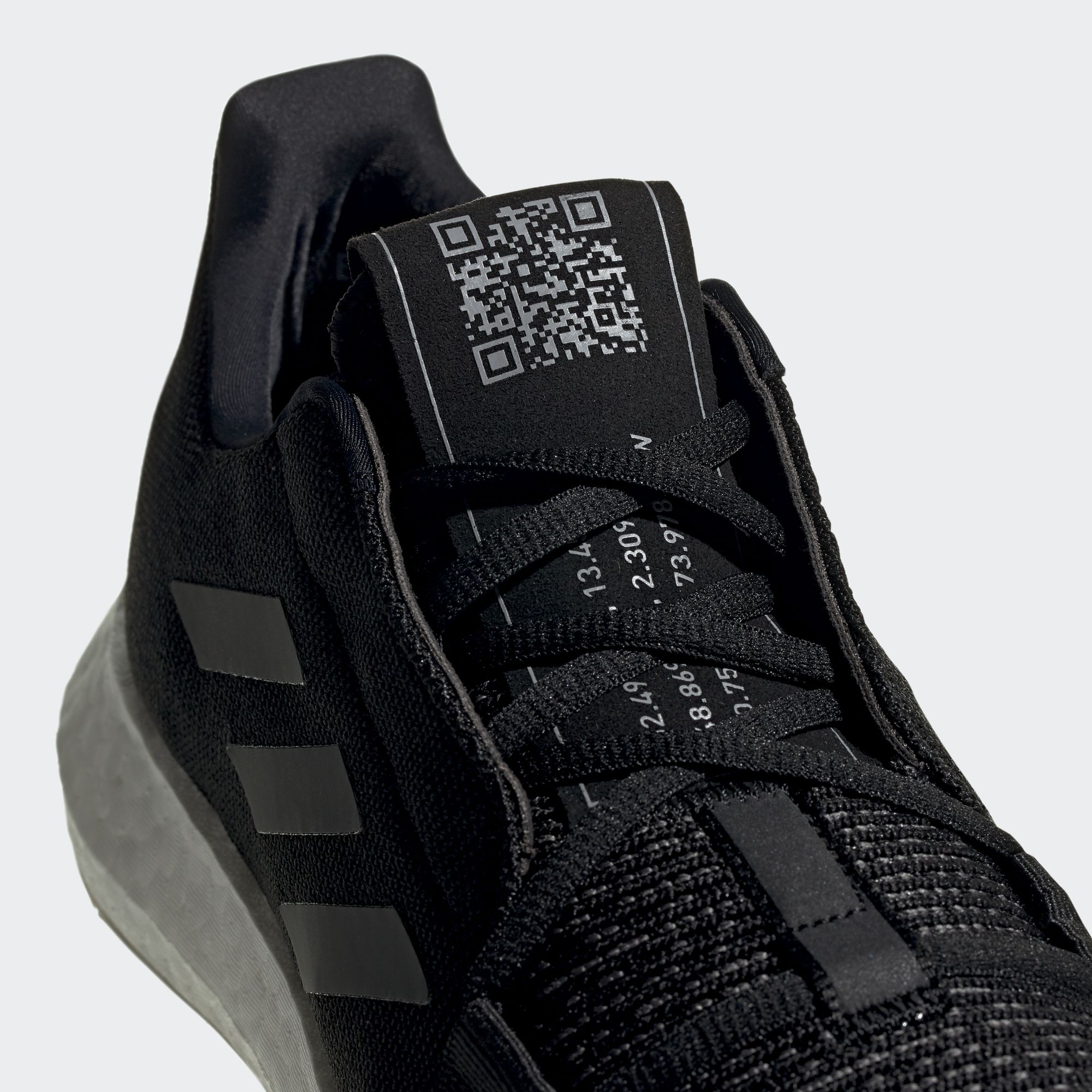 adidas RUNNING Senseboost GO Shoes Pria 