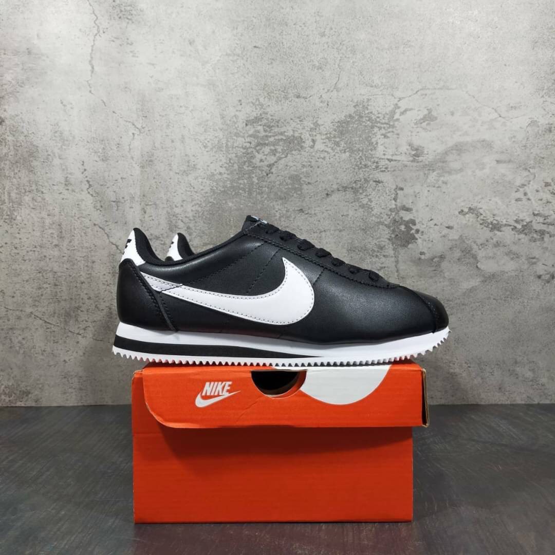 Hombre Classic Cortez Negro/Antracita/Negro | Lifestyle Nike — Grupozyn