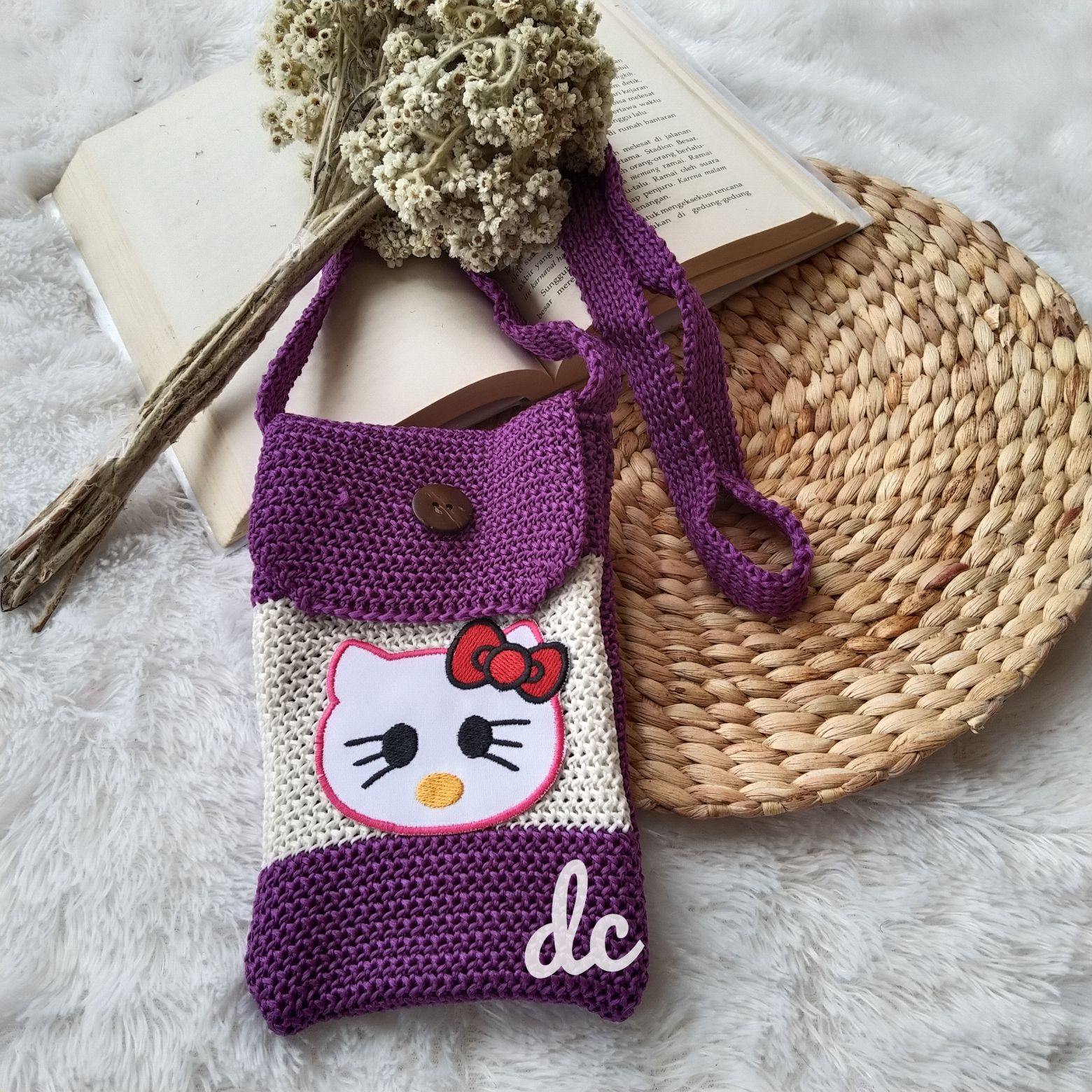 tas selempang rajut karakter hello kitty tas hp rajutan wanita