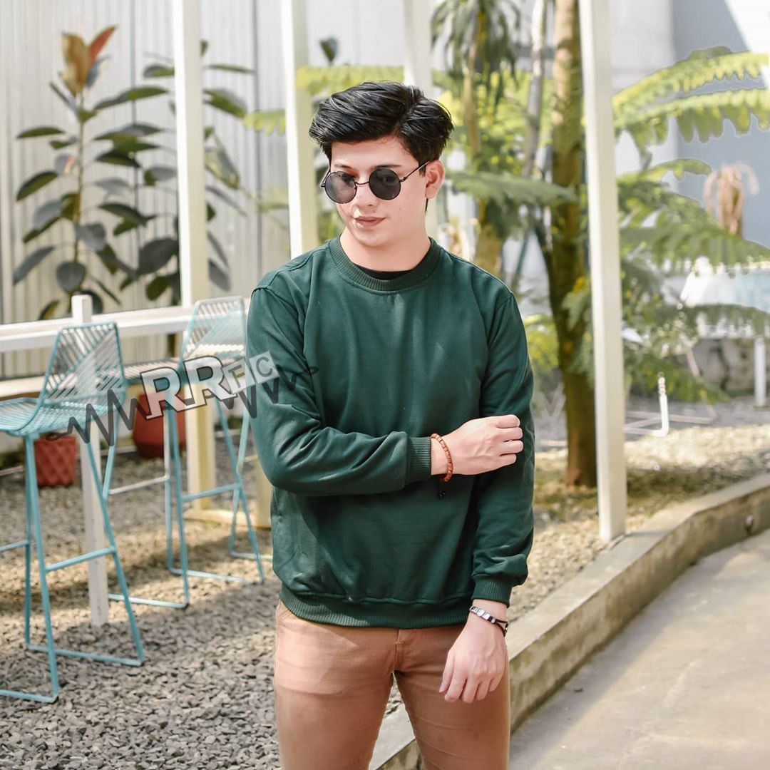 style crewneck pria