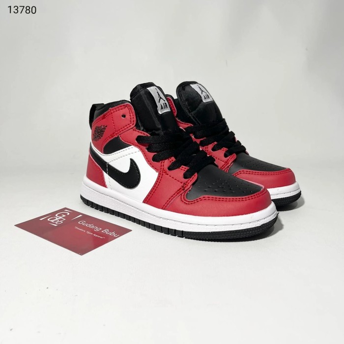 Jual Air Jordan 1 Chicago Black Toe Terbaru - May 2022 | Lazada