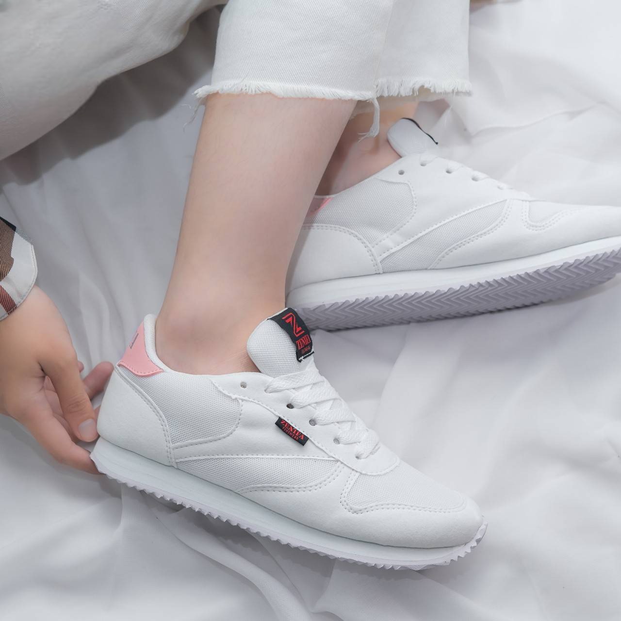 sepatu reebok wanita terbaru