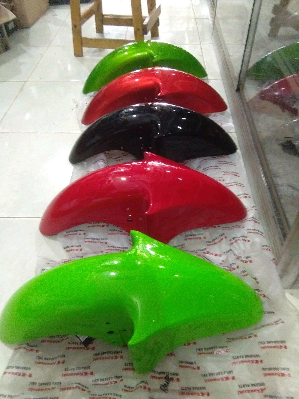 spakbor depan kawasaki ninja R spakbor depan ninja R original kawasaki ninja R Ss