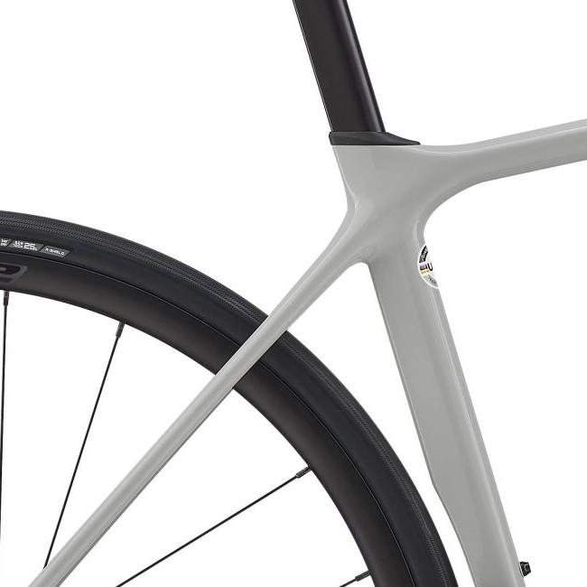roadbike giant tcr adv 1 kom 2021 disc 