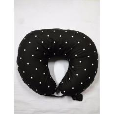Bantal Menyusui Polkadot Hitam