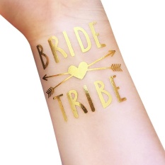 Bride & Groom Temporary Tattoo Metallic GOLD Huruf Transfer Tato untuk Dekorasi Pesta Pernikahan Foto Props Ukuran: t35-Intl