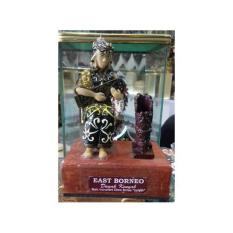 TEMPAT PENSIL KHIAS PATUNG DAYAK TRADISIONAL