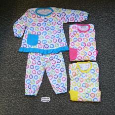 Setelan Baju Bayi Perempuan Piyama Baju Tidur Motif Hello Kitty S