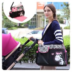 Premium Waterproof Tas Bayi Besar + 4 saku extra + FREE Alas/Tas Baby/Tas diapers/susu/Perlengkapan bayi/Baby Diaper Bag BY-01 ZEBRA