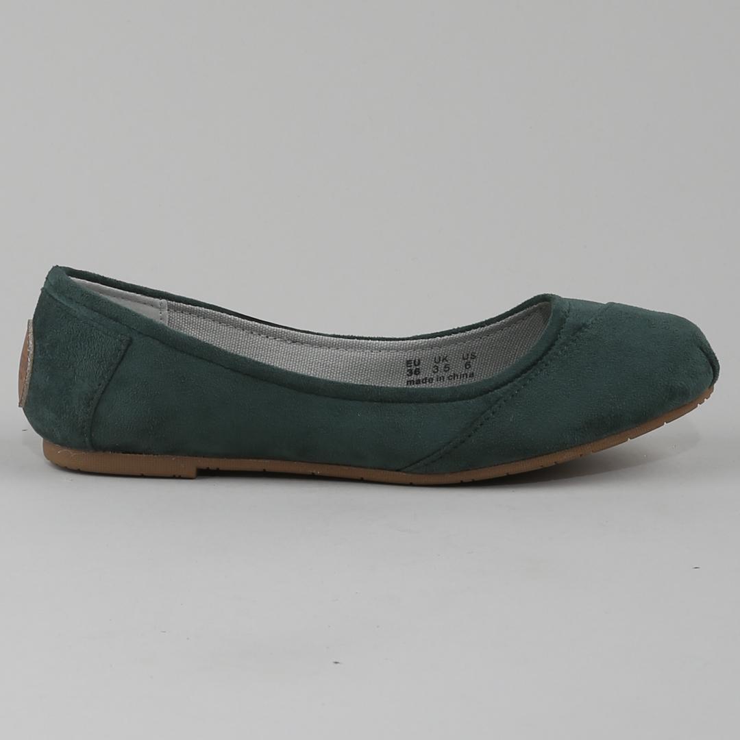 Inilah Harga Sepatu Wakai Couple Murah Terbaik 2019 