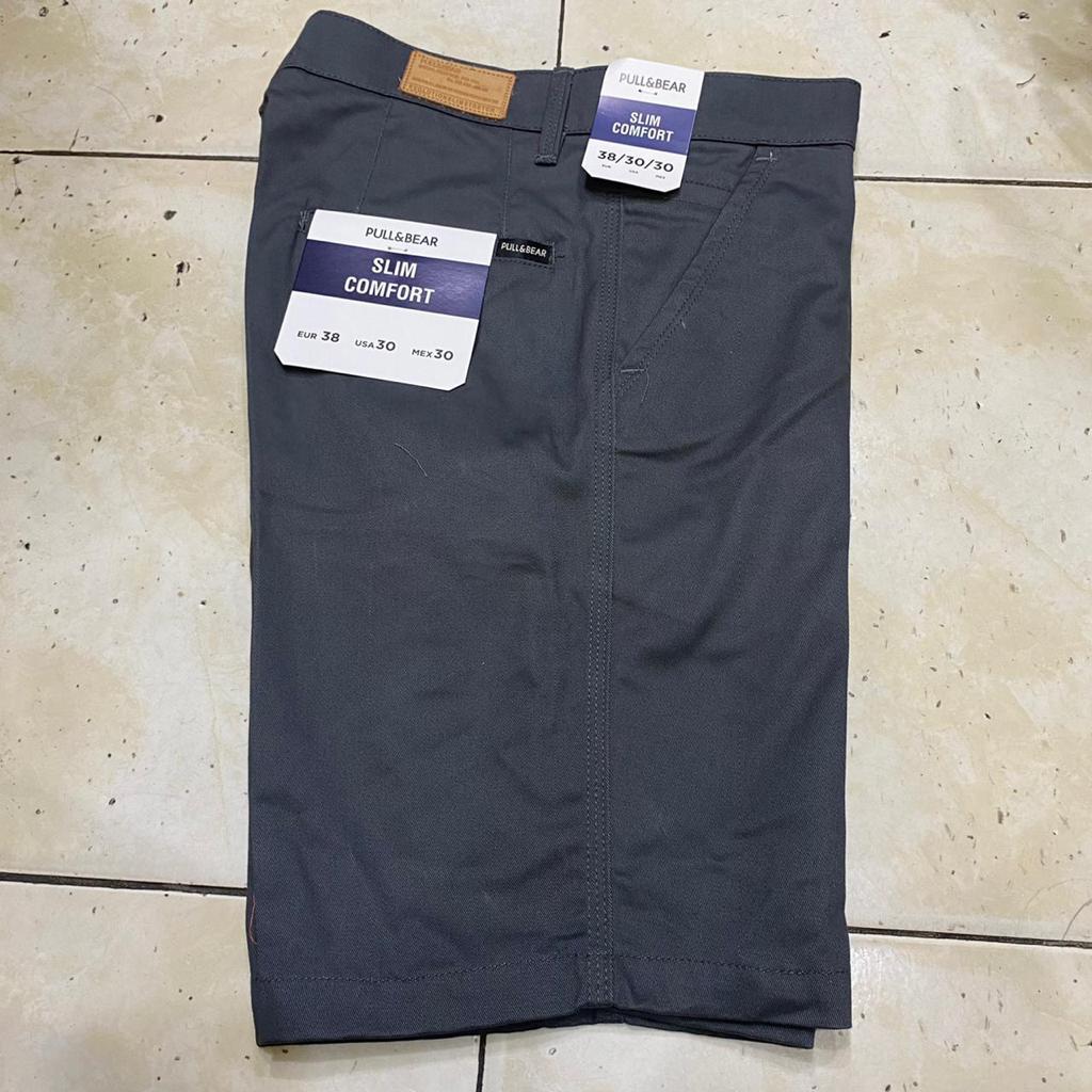 Celana Pendek Chino Pull \u0026 Bear Slim 