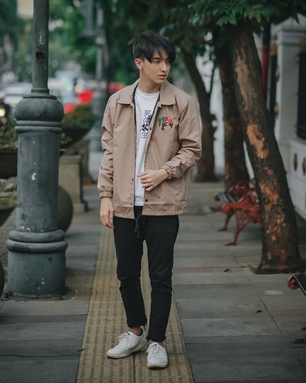 style pake coach jacket