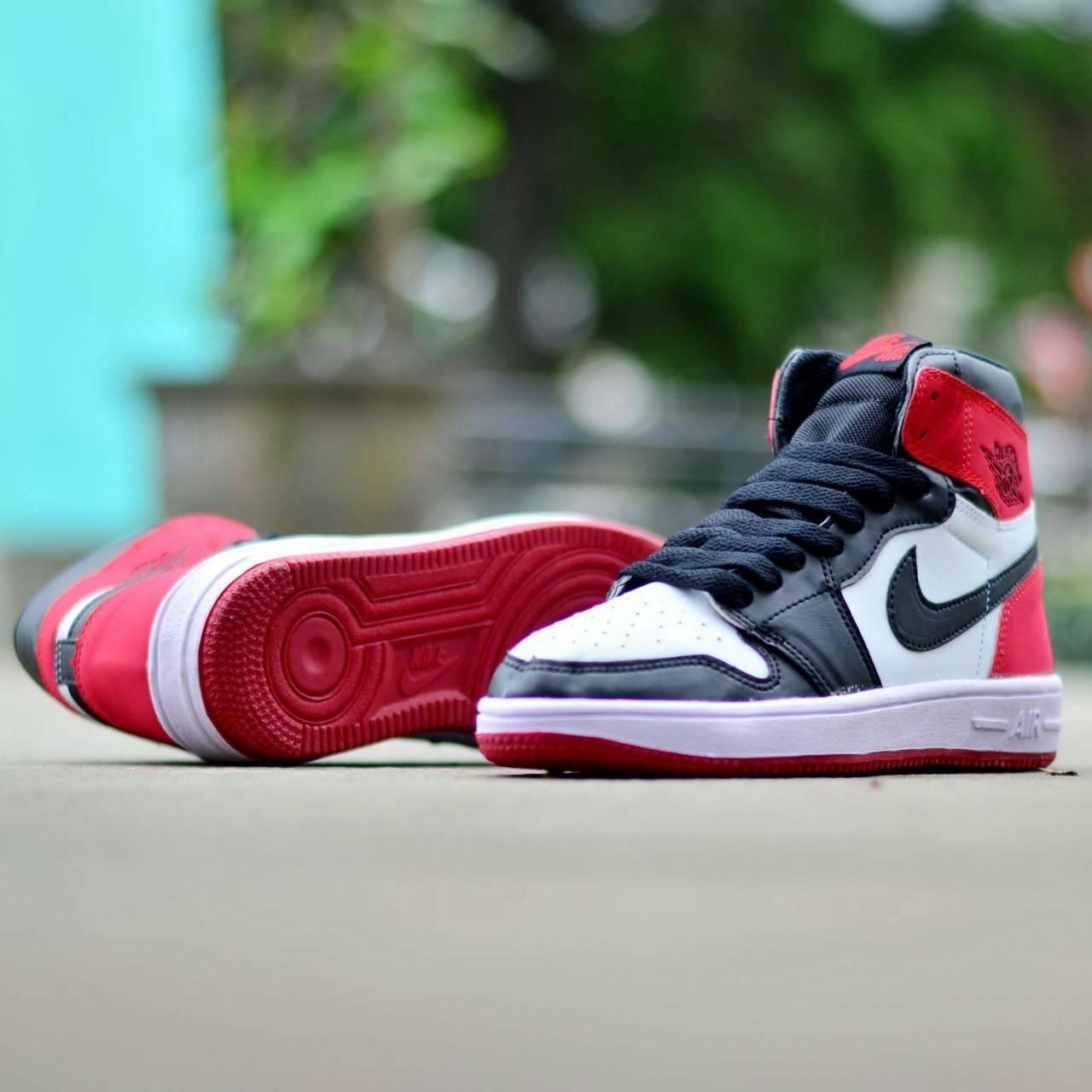 SEPATU NIKE FORCE HIGH MAN, SEPATU SNEAKERS YANG KEREN COCOK UNTUK SANTAI