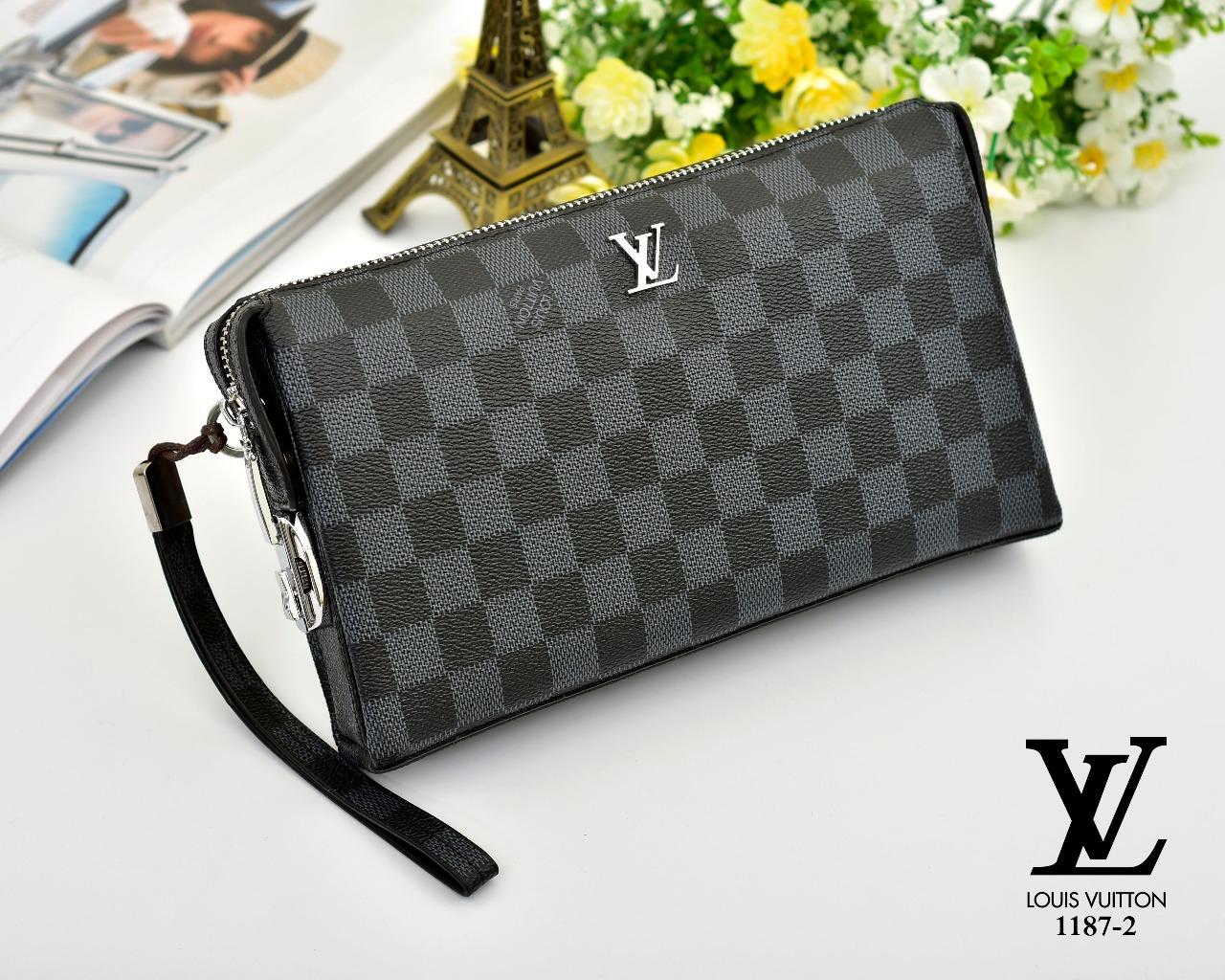 Clutch bag pria louis vuitton sale