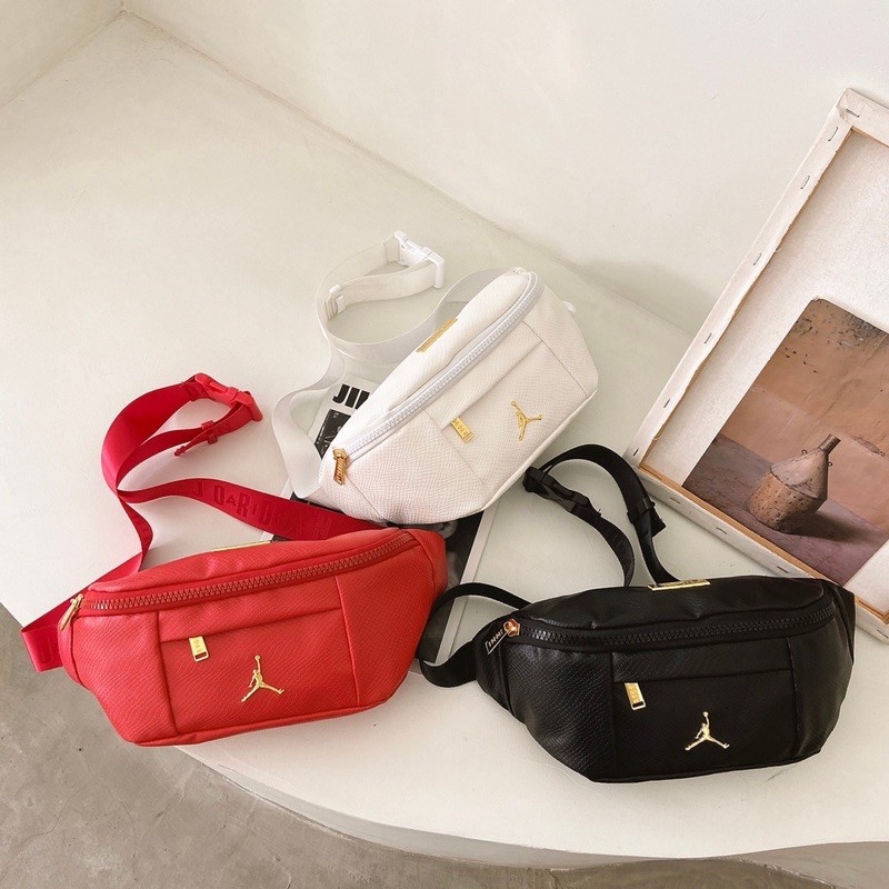 harga air jordan waist bolsa