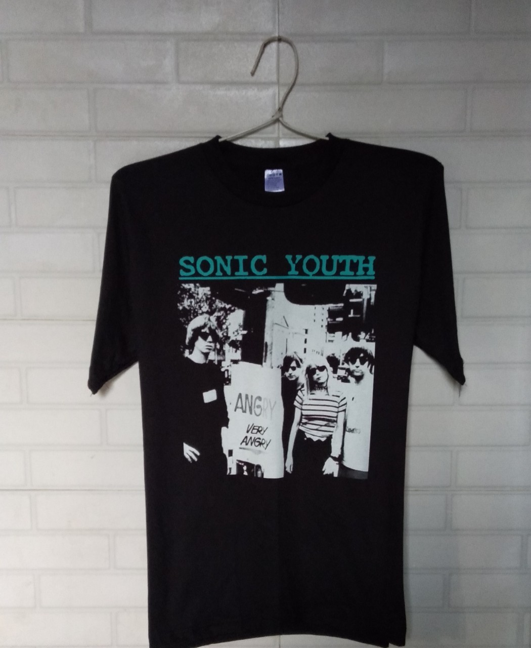 Kaos Distro Musik Gildan Metal Pria 