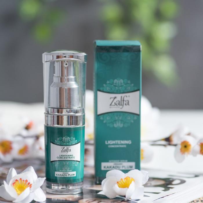 Lightening concentrate kakadu plum