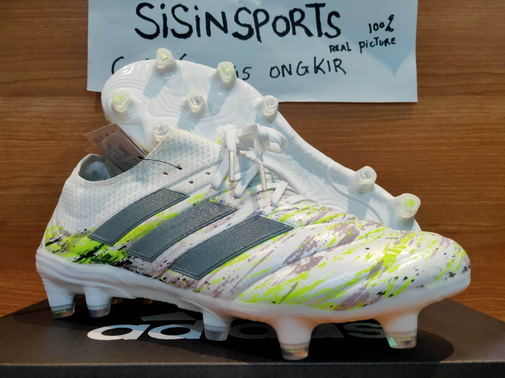 Jual Sepatu Bola Adidas Copa 20.1 Fg Terbaru | Lazada.co.id