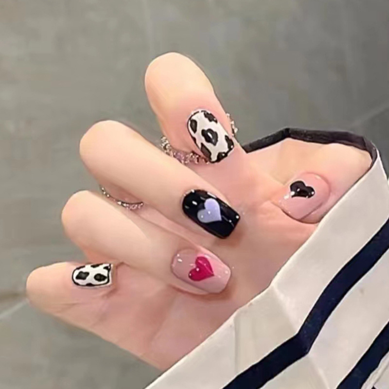 Cute Short Nail Art
