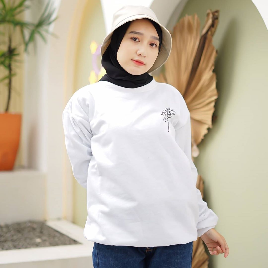 Only Rose Sweater/ Sweater Wanita 