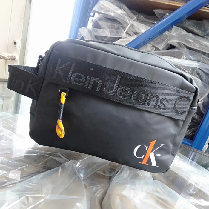 Jual Sling Bag Calvin Klein Terbaru 