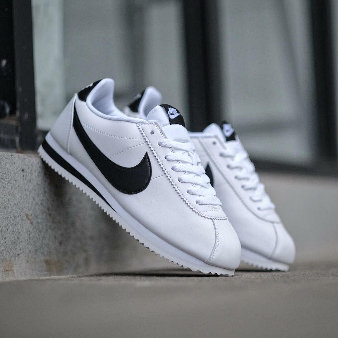 nike cortez black check