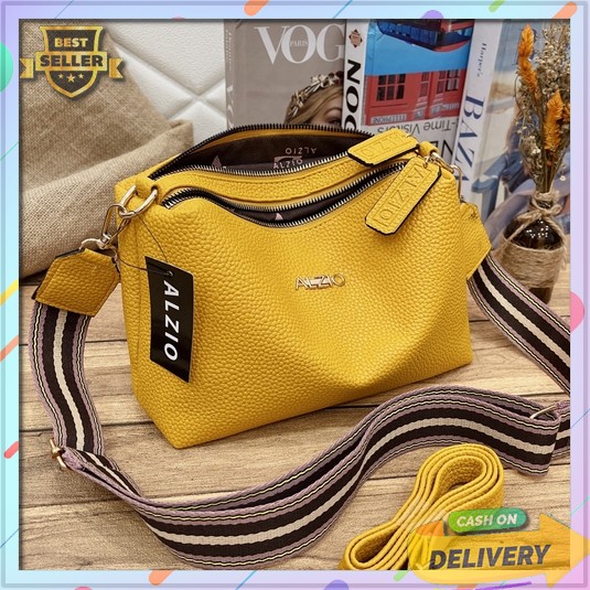 Promo Tas Laptop Anti Air Waterproof Tas Selempang Pria Wanita Branded  Keren Kekinian Diskon 10% di Seller Next Inspiration - Batu Ceper, Kota  Tangerang