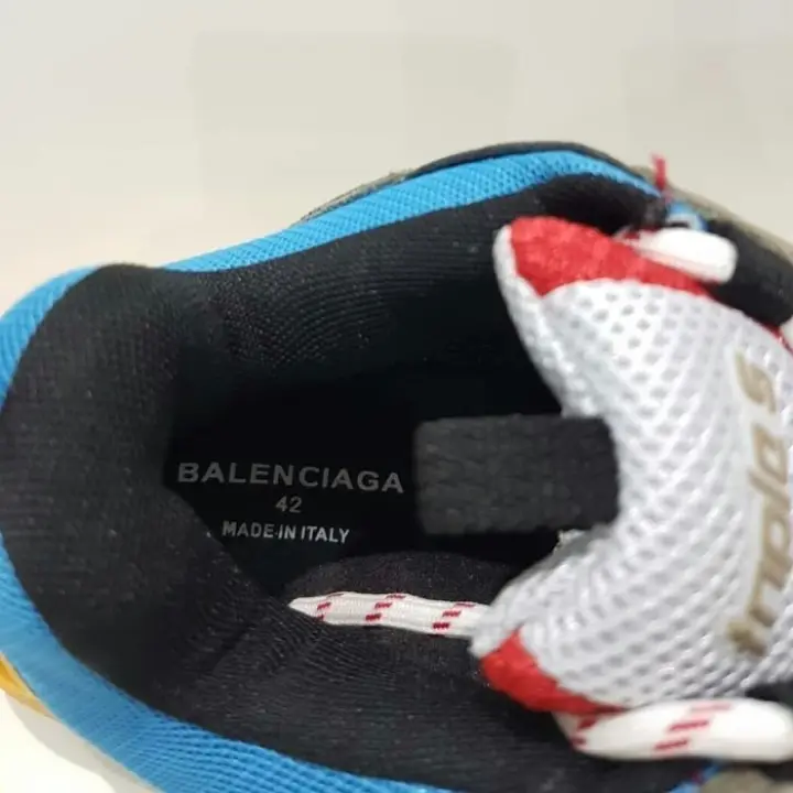 balenciaga unauthorized authentic