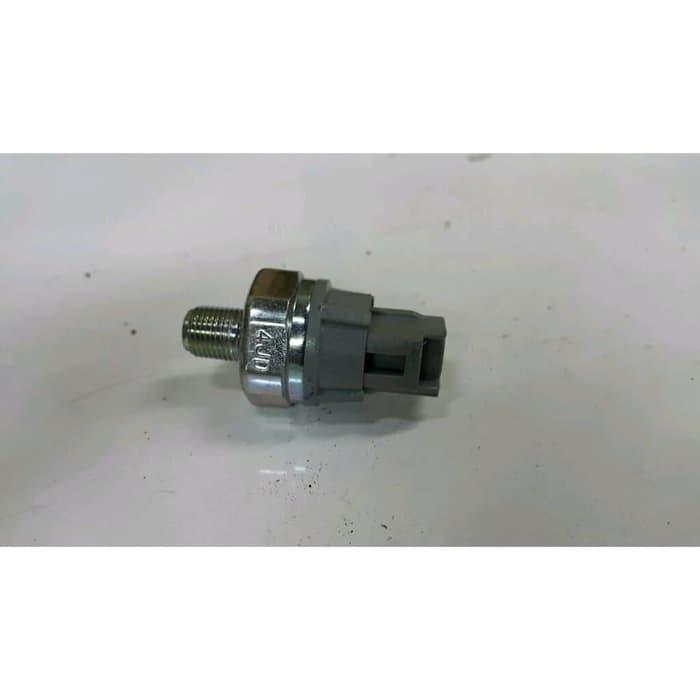 Switch oli innova yaris vios altis fortuner hilux original Limited