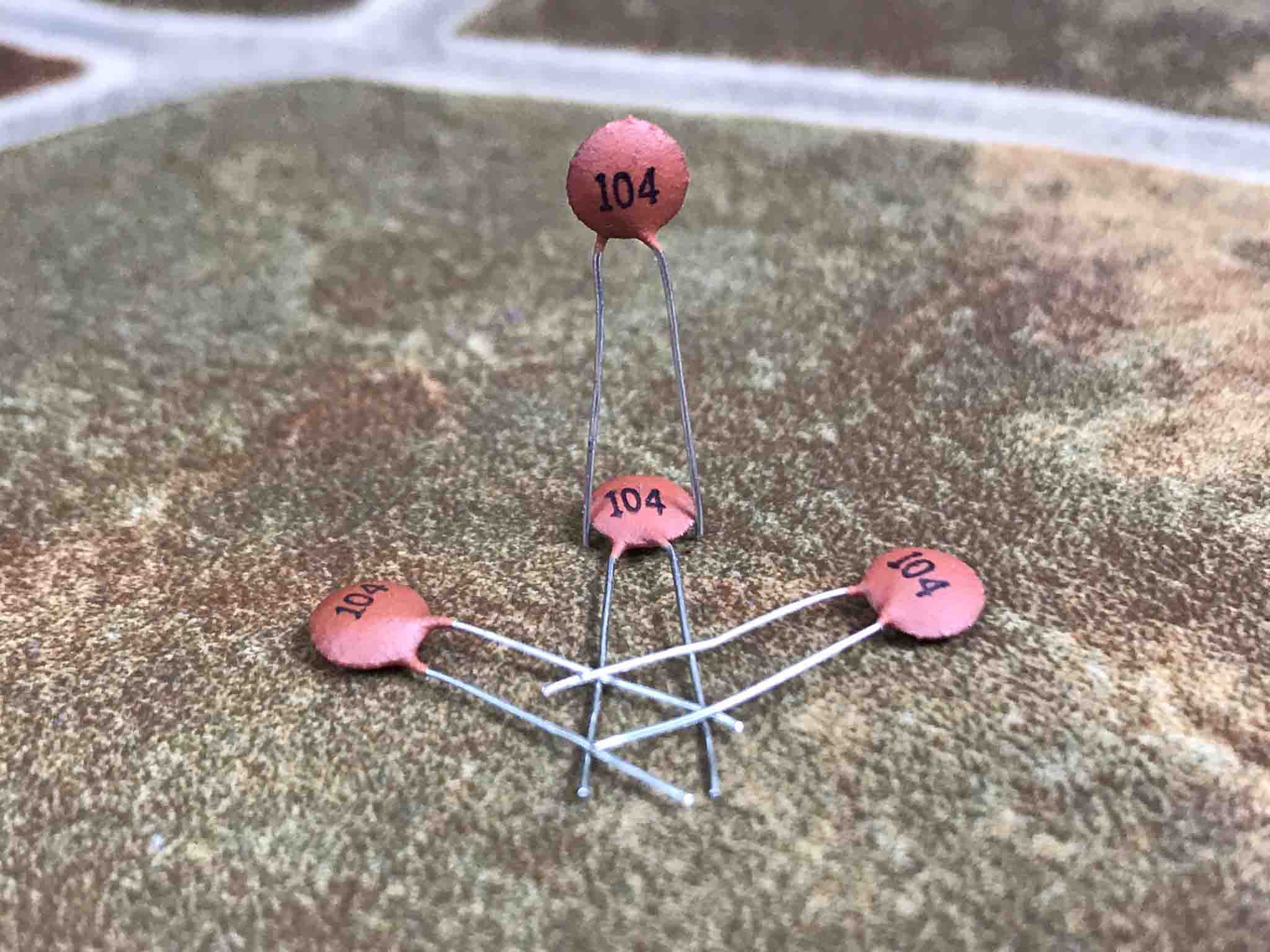 Kapasitor Tone 2A104J Capasitor Gitar 104J Potensio Bass 104 Capacitor ...