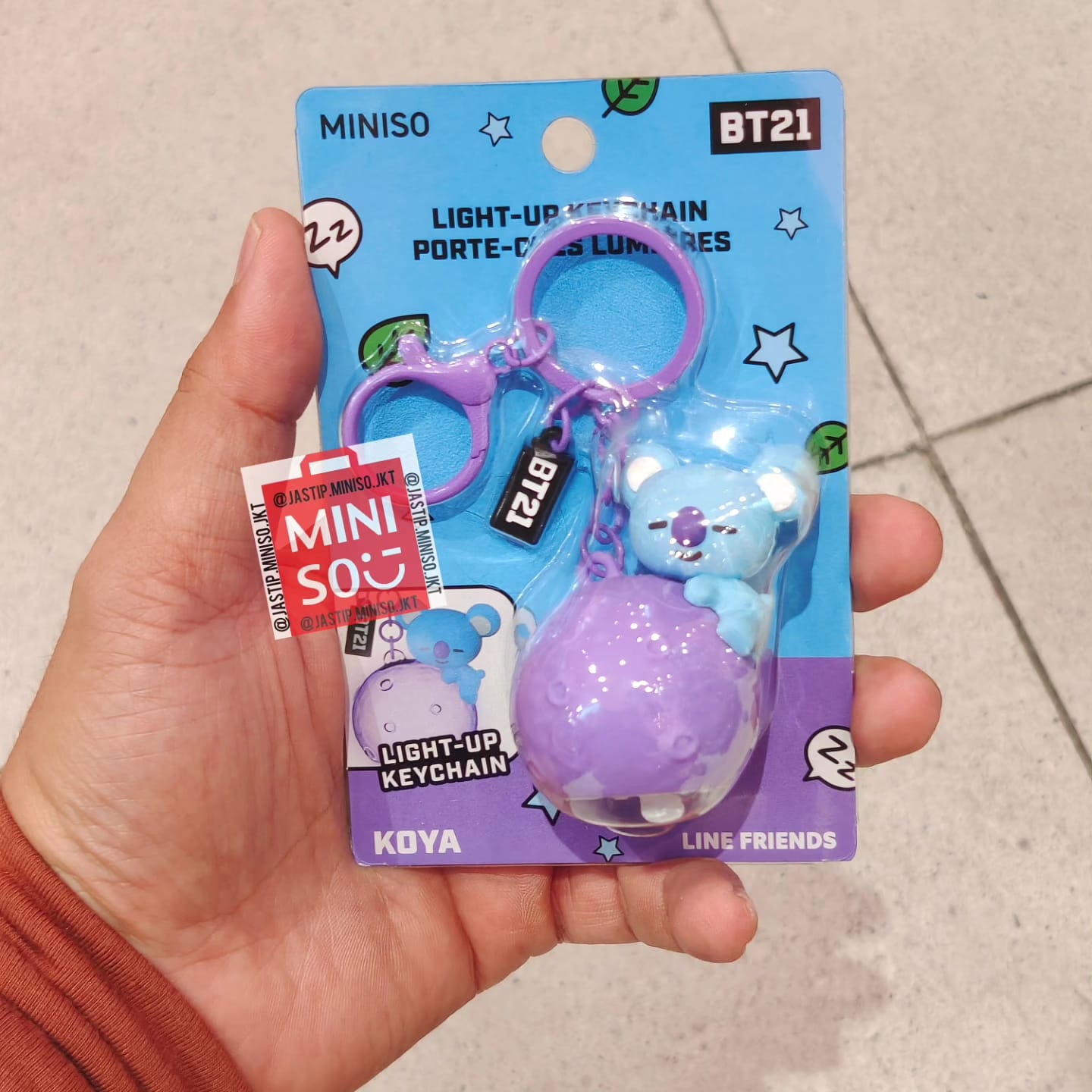 MINISO x BT21 🆕 Gantungan Kunci Light Up Keychain BT21