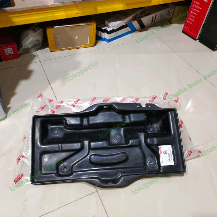 Tempat Tatakan Dudukan Aki Accu Daihatsu Taft GT , FerozaOriginal