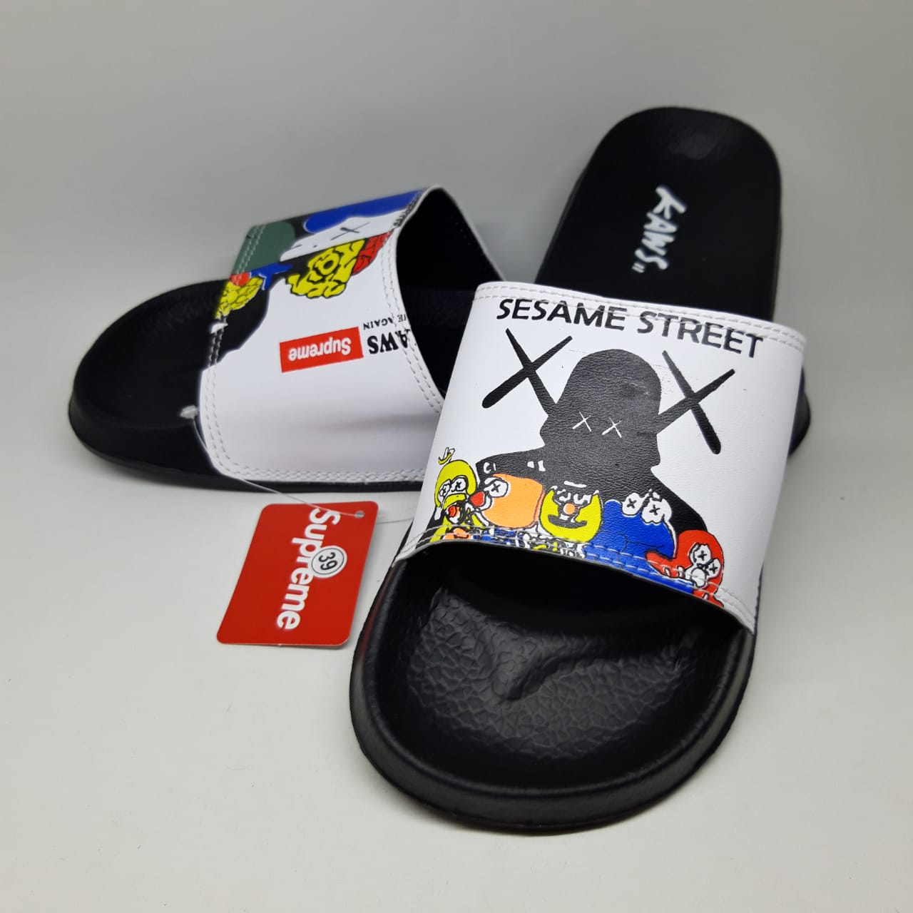 Sandal Pria x Kaws Sesame Street Premium Sandal Distro Pria Flip