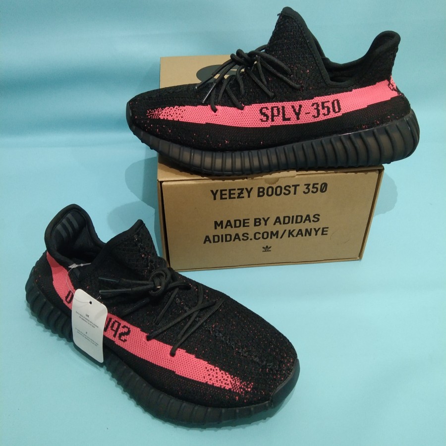 harga sepatu yeezy original