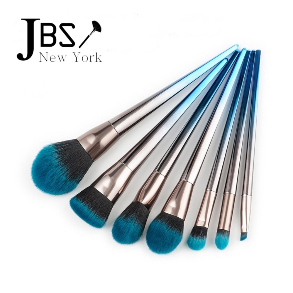 7 Pcs Diamond Glitter brush set jbs kuas makeup biru silver / brush makeup / K - 045 7 Pcs Diamond Glitter brush set jbs kuas makeup biru silver / brush makeup / K - 045